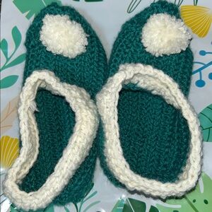 Handmade Teal Kids crocheted booties.  I wear size 7 women’s & these fit perfect